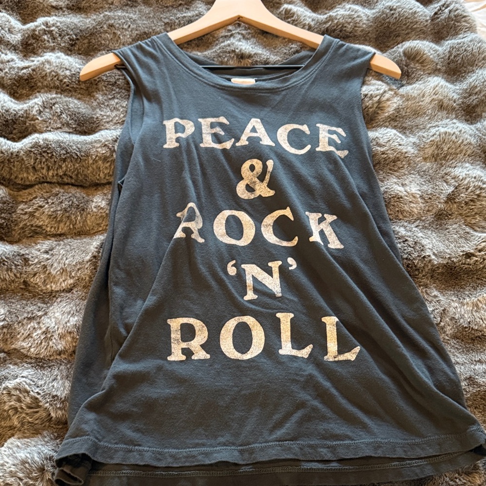 Charcoal Graphic Muscle Tank - Peace & Rock 'N' Roll